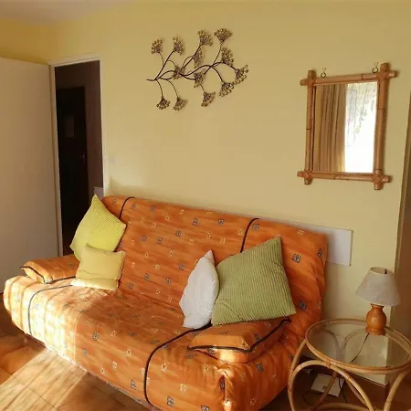 T2 A - Proche Plage, Parking Prive, Loggia Sud, 4 Couchages - Fr-1-388-4